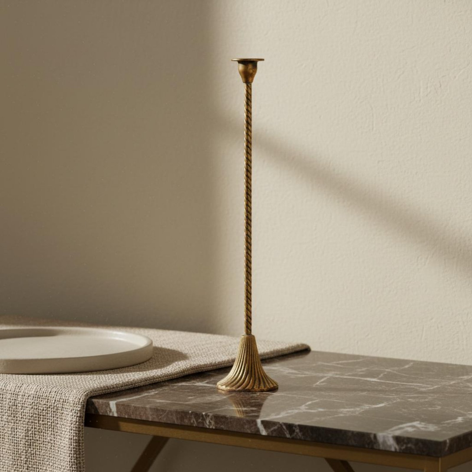 Gedraaide gouden kaarsenhouder - Home Decor Gold recensie en prijs